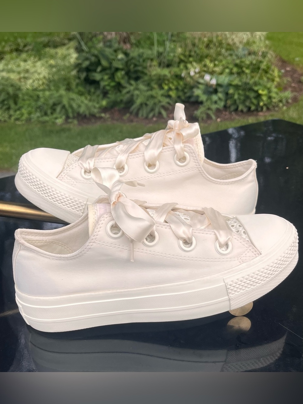 Converse Chuck Taylor All Star Lift Platform Low "Matte Satin" - Egret/Cream 8.5